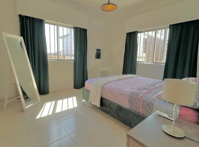 Urban Retreat - Your Ideal Getaway In Διαμέρισμα Λεμεσός
